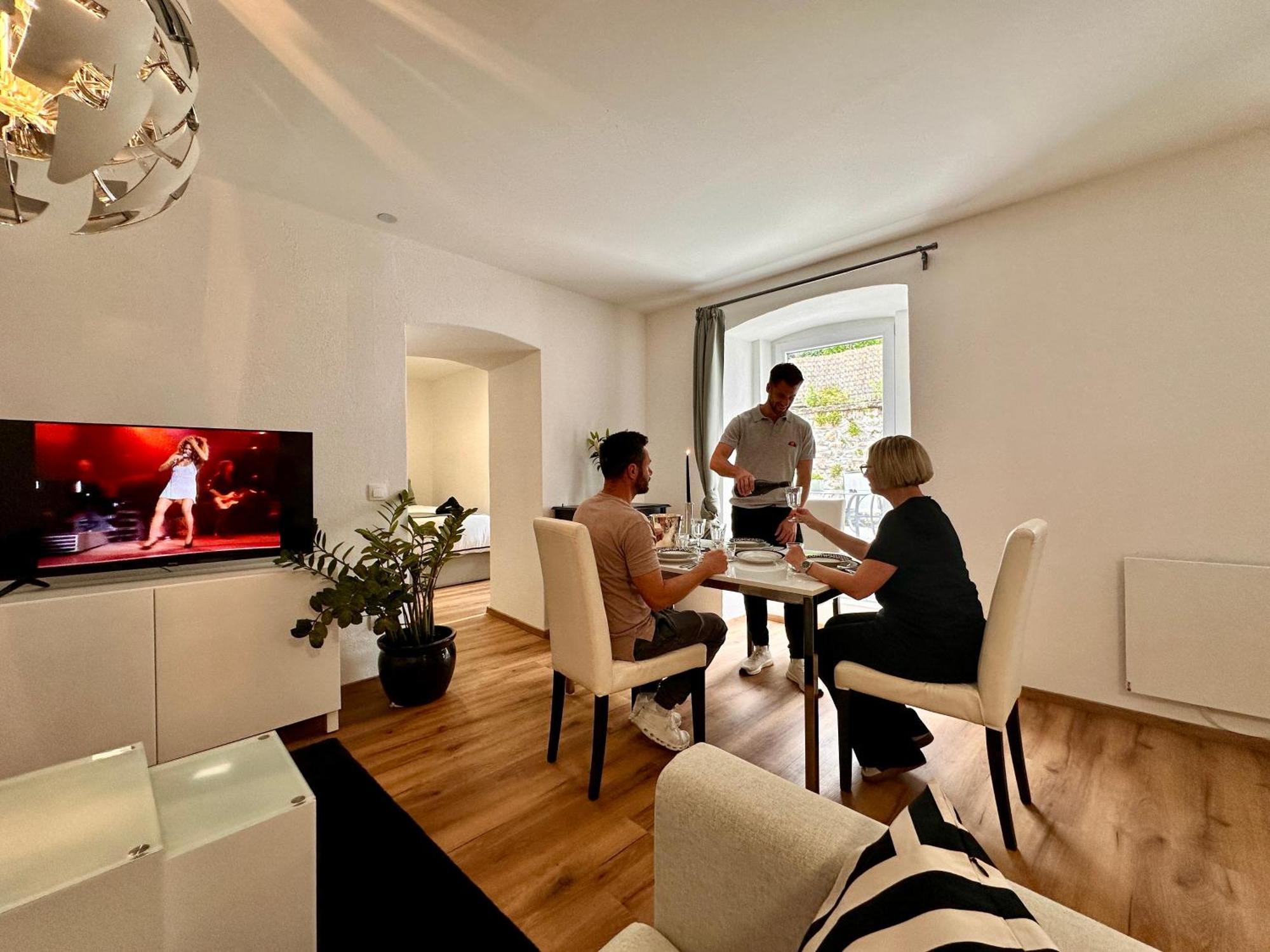 Schoene Ferienwohnung Schottwien Bagian luar foto