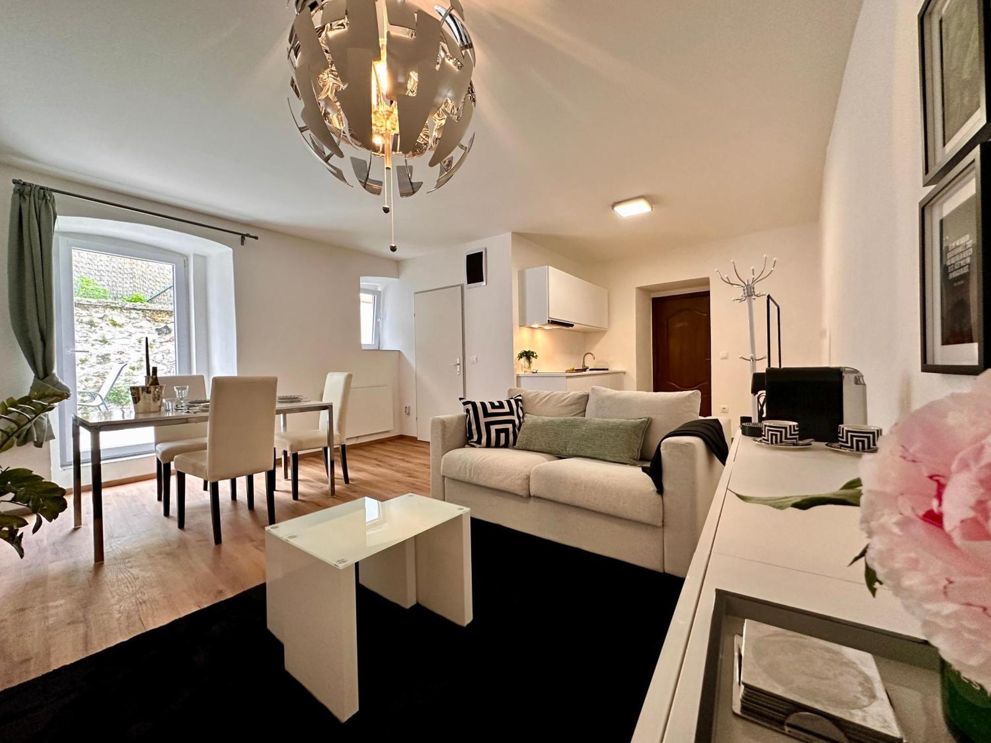 Schoene Ferienwohnung Schottwien Bagian luar foto